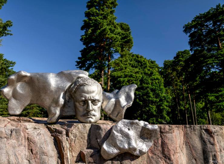 Monumenten voor John Sebelius Helsinki