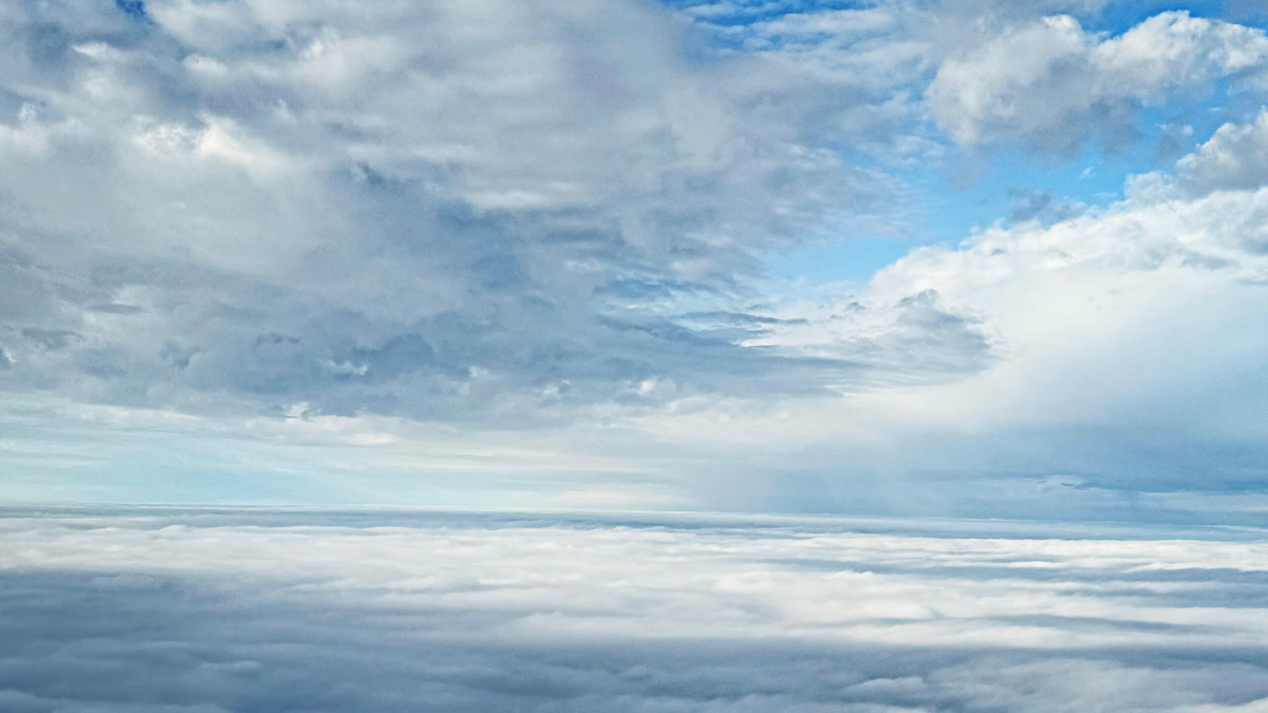 Mobile Mondays: iPhone Photography above the clouds